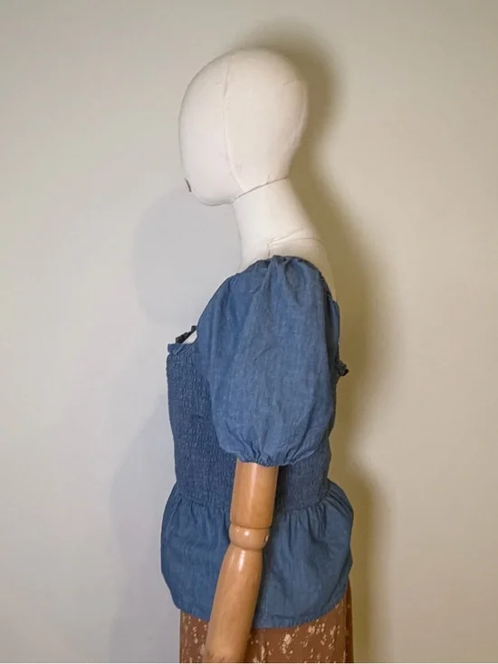 J.Crew Denim Smocked Crop Top Size 2X EUC - Picture 4 of 10